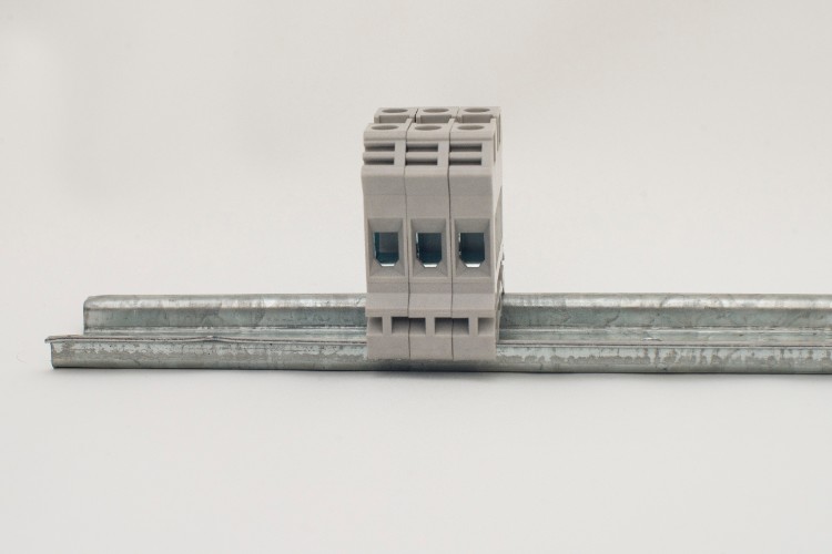 Bornes de conexión de paso con contactos a tornillos Modelo CDU 2.5N (Imagen 3)