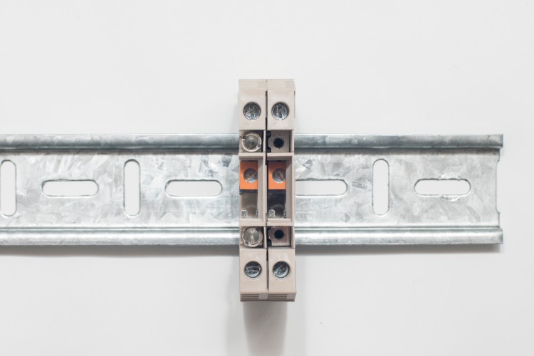 Bornes de conexión de paso con contactos a tornillos Modelo CTL 6 (Imagen 2)